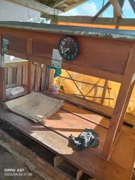 Meja angkringan