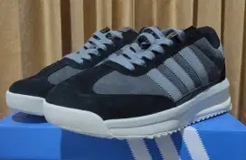 Sepatu Adidas Casual SL 72 size 43