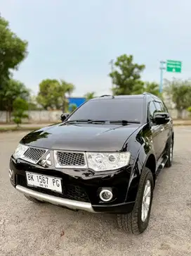 Mitsubishi Pajero Sport Dakar AT solar diesel