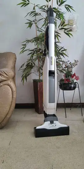 Vacuum Cleaner dan Pel lantai - Karcher