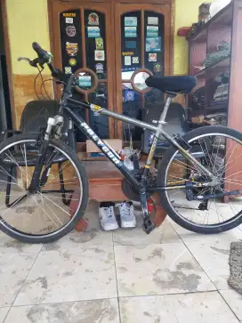 Sepeda polygon uk 26