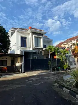 Dijual rumah asri nyaman ditengah kota