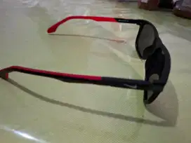 Kacamata Hitam NIKE