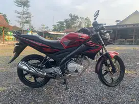 Vixion 2011 merah
