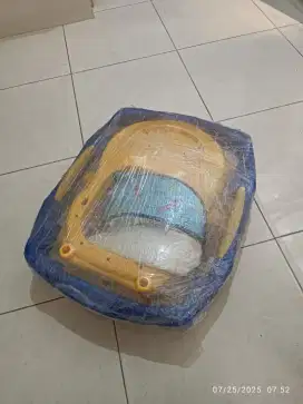 baby walker bagus