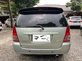 TOYOTA KIJANG INNOVA 2005