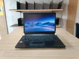 Laptop Second Toshiba Dynabook R73 Core i7 Gen 6 Bergaransi