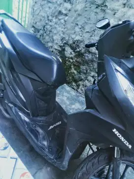 Jasa pengantaran alias ojek panggilan. Pengorderan bisa H-1