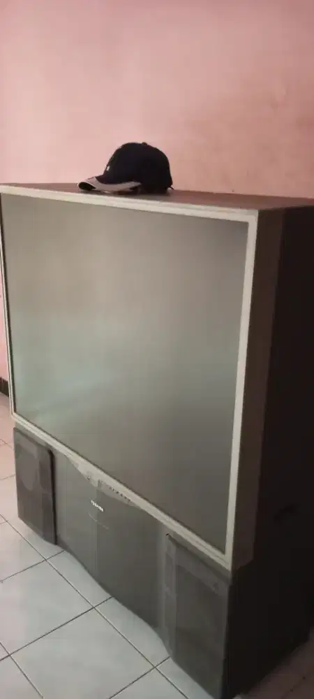 Tv Toshiba besar rusak