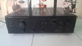 Amplifieer Denon PMA-560