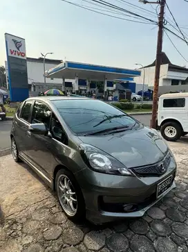 Honda Jazz RS 2014 AT GE8 low kilometer