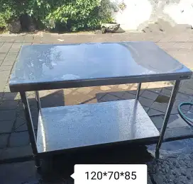 Meja kerja stainless