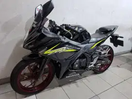 CBR 150R new 2017 cakep siap pakai