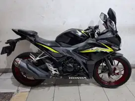 CBR150R new 2017 good condition