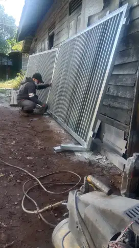 Bengkel las pembuatan pagar kanopi tralis pintu