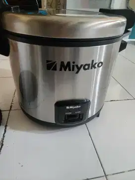 Rice cooker miyako 20 liter