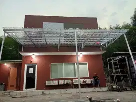 Kanopi baja ringan