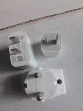 Jual charger ORI Apple dan xiomi masih layak pakai