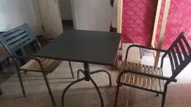 Meja kursi informa