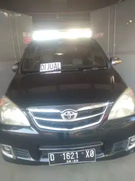 Mobil avanza tahun 2010