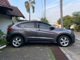 Honda HRV-2015 Service Berkala-Dealer Resmi