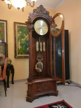 Jam Junghans Grandfather 8 Senar Mesin Besar 22 cm Kondisi Normal