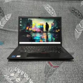 Lenovo Thinkpad L13
Keyboard nyala 
Core i7 
Ram 16 Gb/SSD NVME 256Gb
