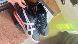 sepatu onitsuka