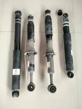 Shockbreaker Toyota Hilux double cabin komplit