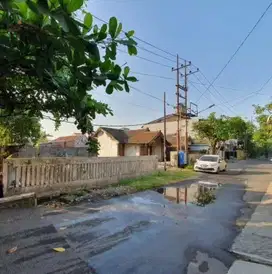 Rumah Manukan STRATEGIS HITUNG TANAH