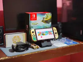 Nintendo Switch Oled C*F*W 256gb 2024 Zelda edition like new fullset !