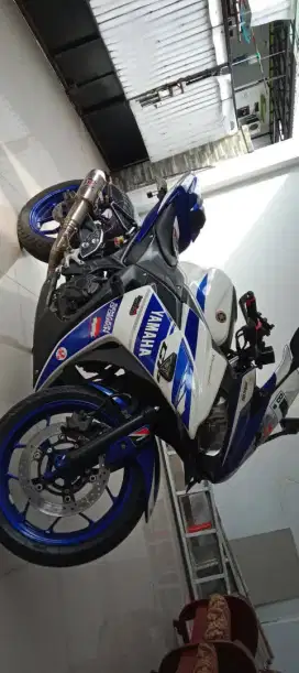 Jual / TT Yamaha R25 250cc Tahun 2014