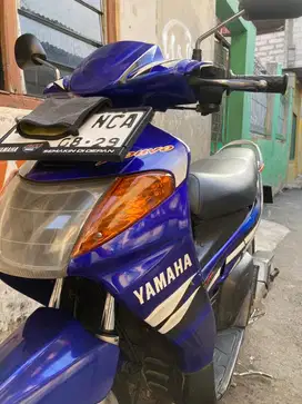 Nouvo sporty 2004 biru ori