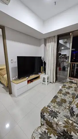 Di sewakan Apartemen Taman Anggrek Residences 1br Furnish
