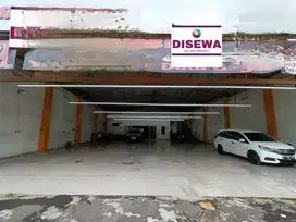 Disewakan Ruko gandeng 3 eks showroom mobil di Mustika Jaya