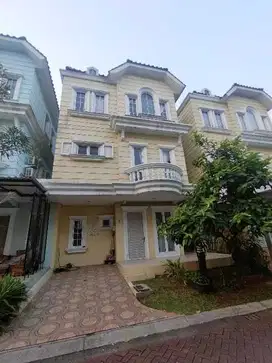Dijual Rumah Murah 3 Lantai Di Montana Village Gading Serpong