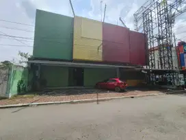 Ruang Usaha Strategis di Jalan Slamet Riyadi Kleco Solo