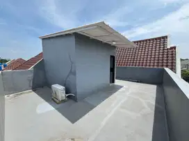 Rumah 2 Kamar 3 Lantai Ada Rooftop dekat Ruko Aniva Gading Serpong