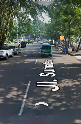 DISEWAKAN GEDUNG KOMERSIL AREA KOMERSIAL DAGO BANDUNG
