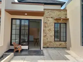 Rumah baru siap huni di samping Graha Raya KPR semua bank