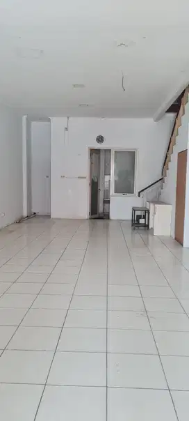Dijual murah Ruko 4 lantai Grand Galaxy City, Jalan Utama