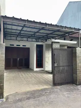 Rumah murah di pusat kota luas 243 Meter, Sayap Buahbatu