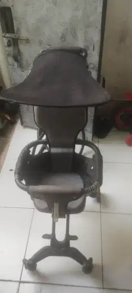 Stroler Bayi Layak pakai