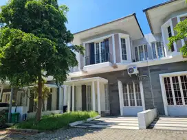 Rumah 2 Lantai Siap Huni di Perumahan Green Orchid Suhat
