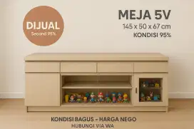 Di jual Cepat Meja TV second kondisi 95%