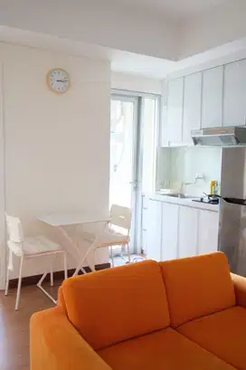 Apartemen Green Lake Sunter 2BR furnish interior minimalis,hadap utara