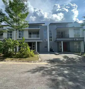 Dijual Rumah Hadap timur fully furnished di Kawasan Elite Southlink