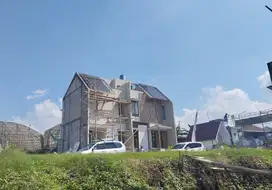 Villa strategis batu dekat alun alun