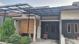 Dijual Rumah Second Strategis di Komplek Limo Indah Residence, Depok