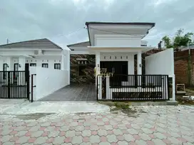 RUMAH CANTIK DI CLUSTER MODERN DEKAT SMP 3 NGAGLIK